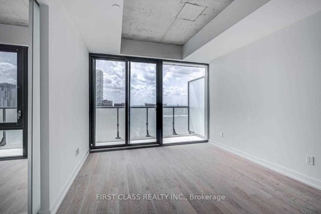 4111 - 161 Roehampton Ave, Condo with 2 bedrooms, 2 bathrooms and 1 parking in Toronto ON | Image 6