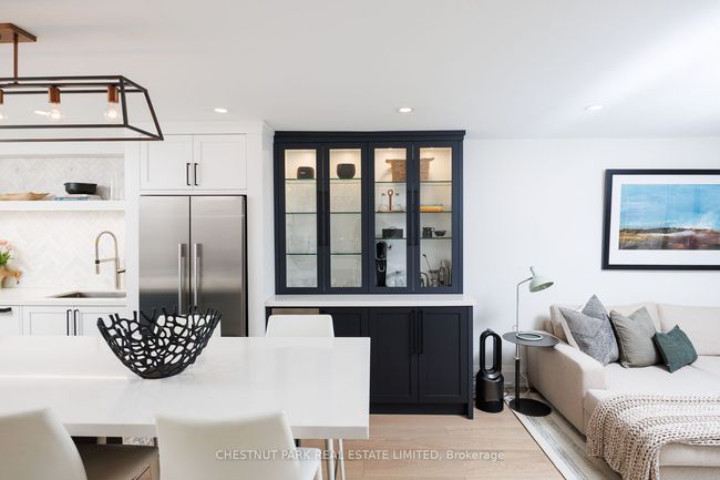 203 - 40 Oaklands Ave, Condo with 1 bedrooms, 1 bathrooms and null parking in Toronto ON | Image 9