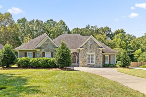 1963 Turnberry Cir, Hixson, TN, 37343-1768 | Card Image
