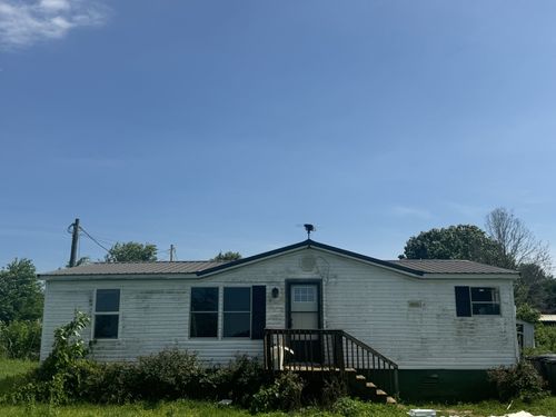 1925 Powell Ln, Lewisburg, TN, 37091-6568 | Card Image