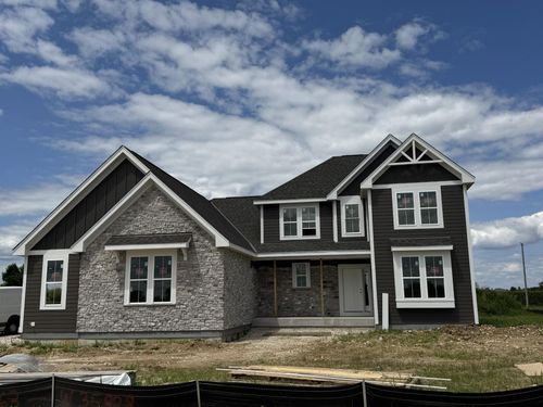N63W35828 Frederick Dr, OCONOMOWOC, WI, 53066-6259 | Card Image