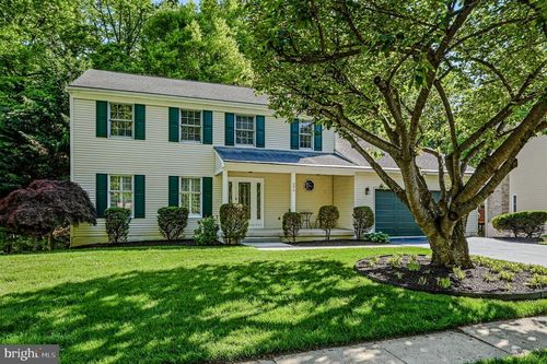 395 Saint Regis Dr, NEWARK, DE, 19711-6102 | Card Image