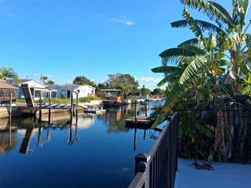 14982 Edgewater Cir, HUDSON, FL, 34667-1020 | Card Image