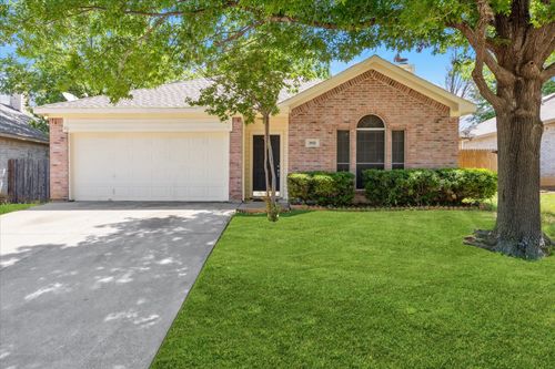 3933 Parkhaven Dr, Denton, TX, 76210-3423 | Card Image