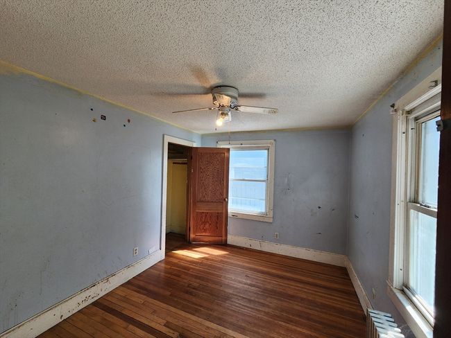 97 Parallel St, House other with 4 bedrooms, 1 bathrooms and 2 parking in Springfield MA | Image 11