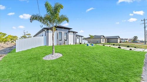 2711 Van Buren Pkwy, CAPE CORAL, FL, 33993-3759 | Card Image