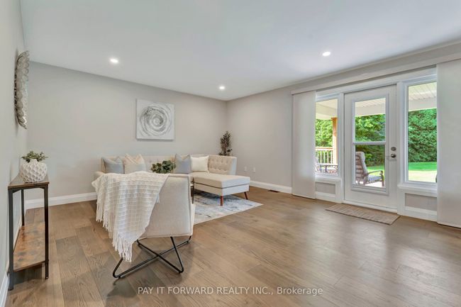 15 Kerr Shaver Terr, House other with 3 bedrooms, 3 bathrooms and 4 parking in Brantford ON | Image 4