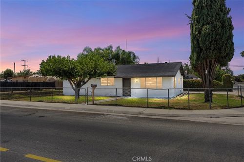 389 Mount Arbor St, Mc Farland, CA, 93250-1221 | Card Image