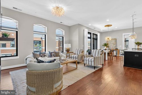 402-3 Stationmaster St Se, LEESBURG, VA, 20175 | Card Image