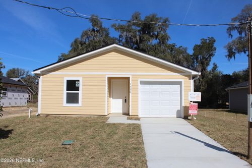 1750 Harring St, Green Cove Springs, FL, 32043-2009 | Card Image