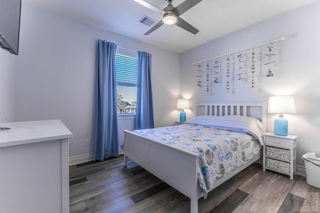 13111 Buccaneer Pkwy, House other with 3 bedrooms, 2 bathrooms and 1 parking in Freeport TX | Image 22