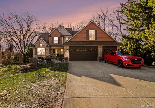 2648 Morel Dr, Highland, MI, 48356-2769 | Card Image