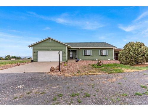 217 W Linden Ave, Pueblo, CO, 81007-1746 | Card Image