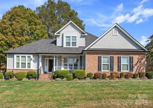 201 Torrey Ct, Simpsonville, SC, 29680-6743 | Card Image