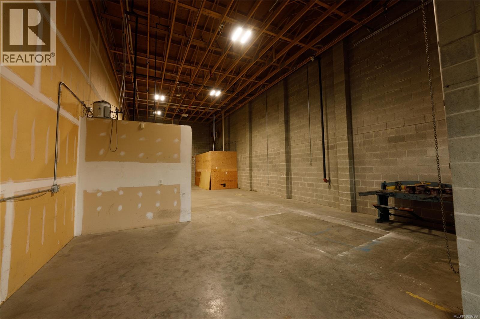 Commercial Sale in Nanaimo 4