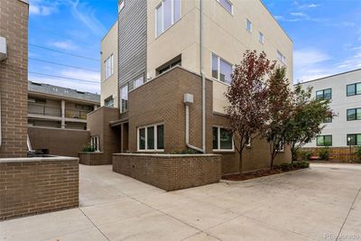 163 S Harrison Street, Townhouse with 3 bedrooms, 2 bathrooms and 2 parking in Denver CO | Image 1