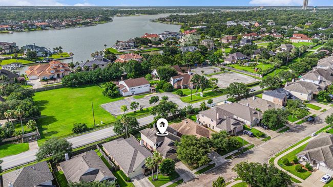 1726 Roaring Springs Ln, House other with 4 bedrooms, 4 bathrooms and 2 parking in Seabrook TX | Image 50
