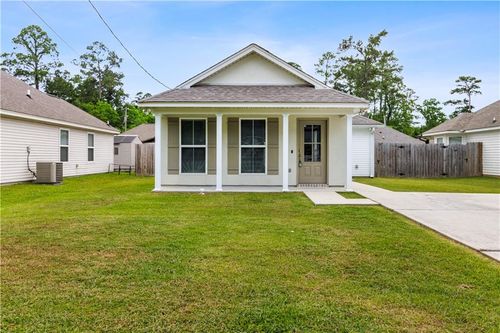 1529 Penrose St, Mandeville, LA, 70448-8340 | Card Image