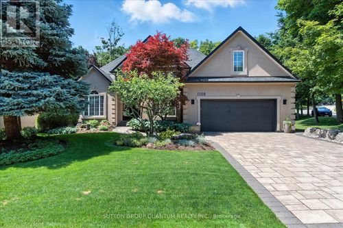 1109 Forestvale Dr, Burlington, ON, L7P4W3 | Card Image
