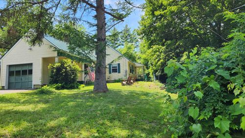 45 Chase St, Claremont, NH, 03743-3203 | Card Image