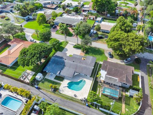 3424 Pierce St, Hollywood, FL, 33021-6153 | Card Image