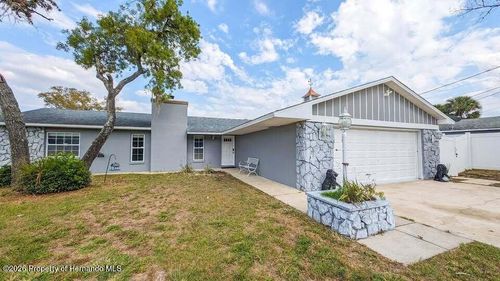 122 Galiano Ct, SPRING HILL, FL, 34606-5942 | Card Image
