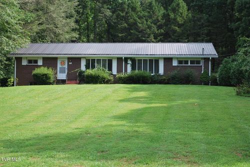 123 Rolling Hills Rd, Erwin, TN, 37650-8902 | Card Image