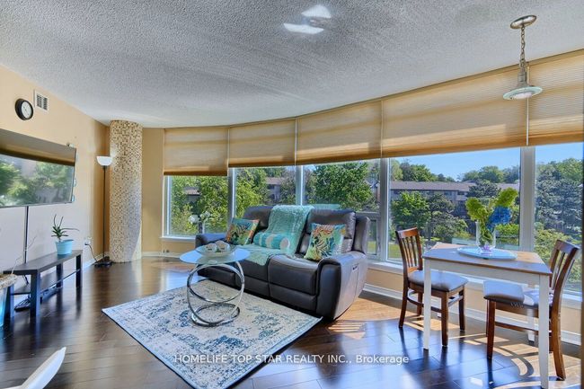 803 - 18 Valley Woods Rd, Condo with 2 bedrooms, 2 bathrooms and 1 parking in North York ON | Image 1