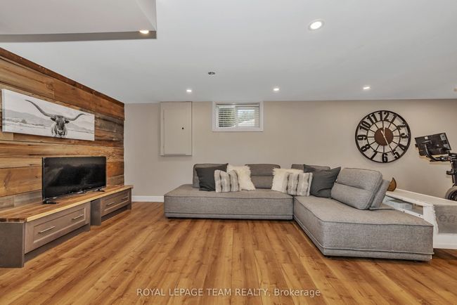 129 Ridgeview Dr, House other with 5 bedrooms, 3 bathrooms and 4 parking in Carp ON | Image 27