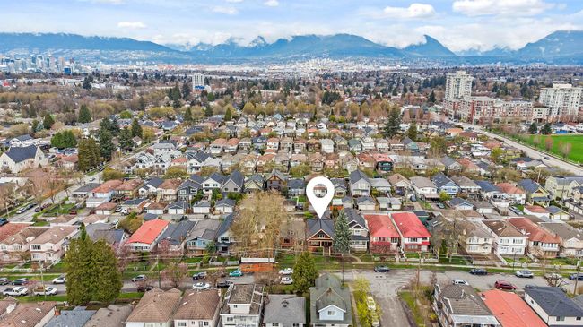 1287 E 28 Th Avenue, House other with 6 bedrooms, 1 bathrooms and 1 parking in Vancouver BC | Image 38