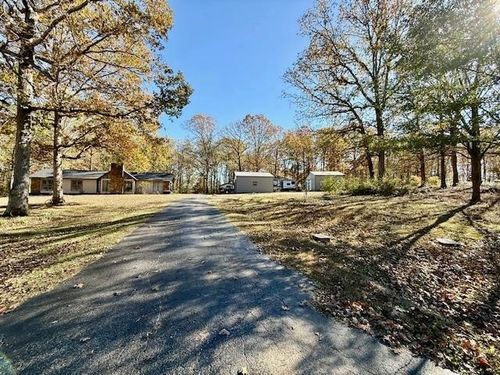 79 E Smith Ln, Finger, TN, 38334-2291 | Card Image