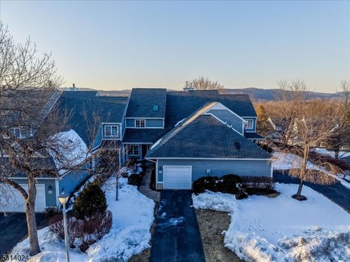 45 Cobblestone Ter, Montville, NJ, 07045-9490 | Card Image