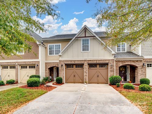 8509 Loxton Cir, Charlotte, NC, 28214-9062 | Card Image
