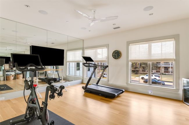 3537 Wentwood Dr, House other with 5 bedrooms, 7 bathrooms and null parking in Dallas TX | Image 24