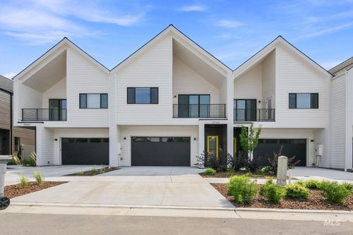 10165 W Southerland Dr, Boise, ID, 83709-2407 | Card Image