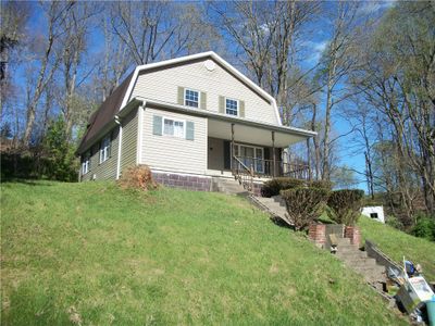 174 Mahle (Mayle) Rd, House other with 3 bedrooms, 1 bathrooms and 1 parking in Clarksville PA | Image 2