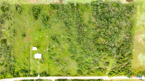 1 Sunset Trl, Luling, TX, 78648-4517 | Card Image