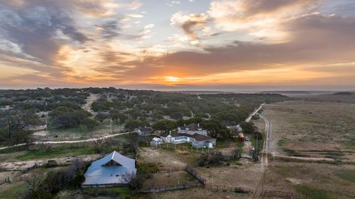 000 Deberry Ln, Sonora, TX, 76950 | Card Image