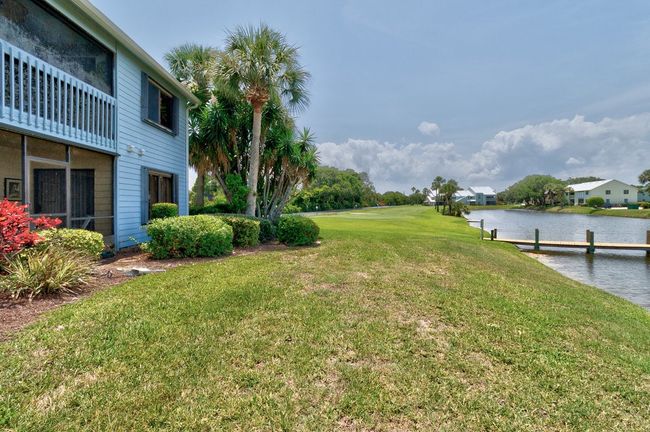 APT-1 - 9628 Riverside Dr, House attached with 2 bedrooms, 2 bathrooms and null parking in Sebastian FL | Image 5
