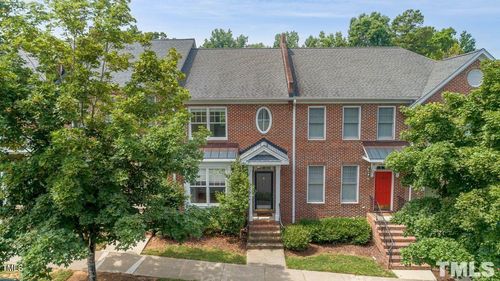 916 Edgewater Cir, Chapel Hill, NC, 27516-4498 | Card Image