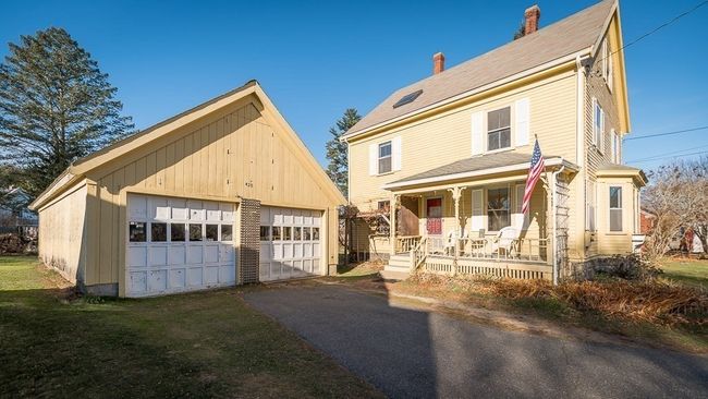 R - 20 Cross St, House other with 4 bedrooms, 2 bathrooms and 5 parking in Beverly MA | Image 22