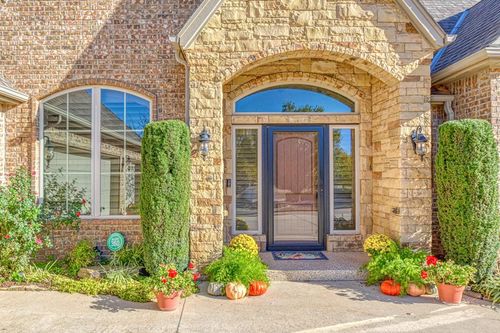 3311 Pondridge Rd, Chickasha, OK, 73018-7700 | Card Image