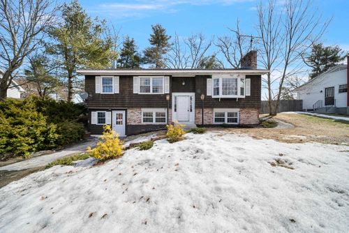 28 Cheyenne Drive, Nashua, NH, 03063 | Card Image