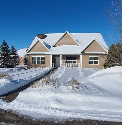 3205 Supply Road, East Bay Township, MI, 49686 | Card Image