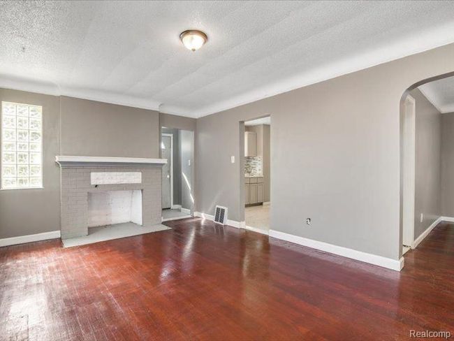 14219 Kilbourne St, House other with 3 bedrooms, 1 bathrooms and null parking in Detroit MI | Image 9