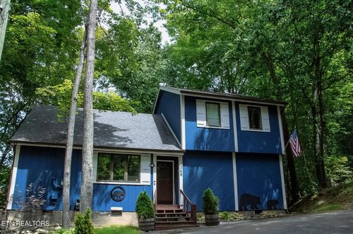 1348 N Baden Cir, Gatlinburg, TN, 37738-3304 | Card Image