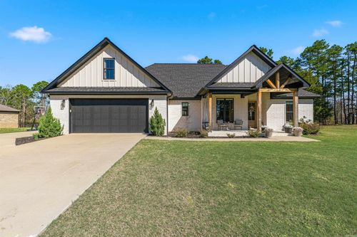 9900 Panther Mountain Rd, North Little Rock, AR, 72113-9213 | Card Image