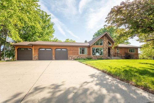 905 Park St, Brooten, MN, 56316-4690 | Card Image