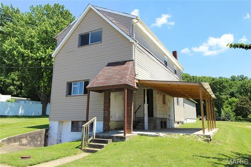 216 N Main St, Caseyville, IL, 62232-1028 | Card Image