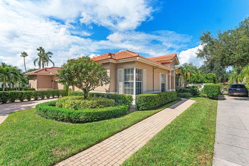 128 Monterey Pointe Dr, Palm Beach Gardens, FL, 33418-5811 | Card Image
